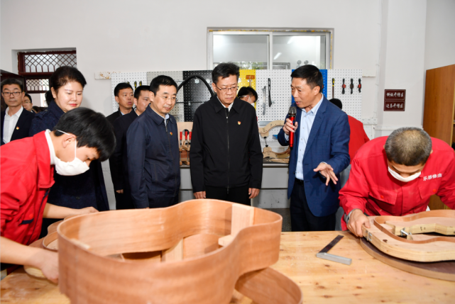 珠海市黨政代表團赴遵義考察，深化東西部協作共促職業教育發展